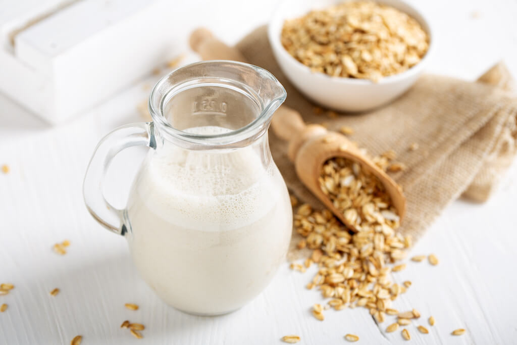 Combien de calories contient le lait d'avoine ?